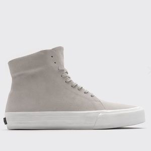 CUATRO Grey Suede Sneakers Size 10